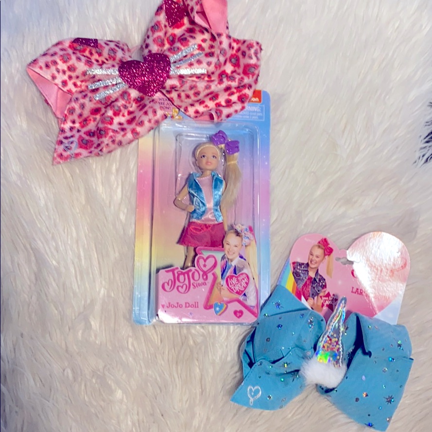 Jojo Siwa Doll And Hair-Tie Bows